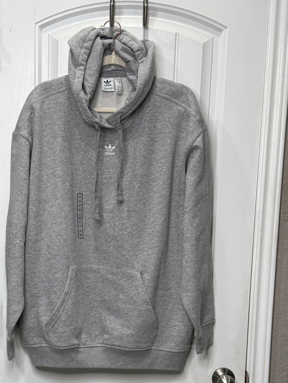 adidas Women’s Size M Recycled Polyester Essentials Oversized Fleece Hoodie NWT